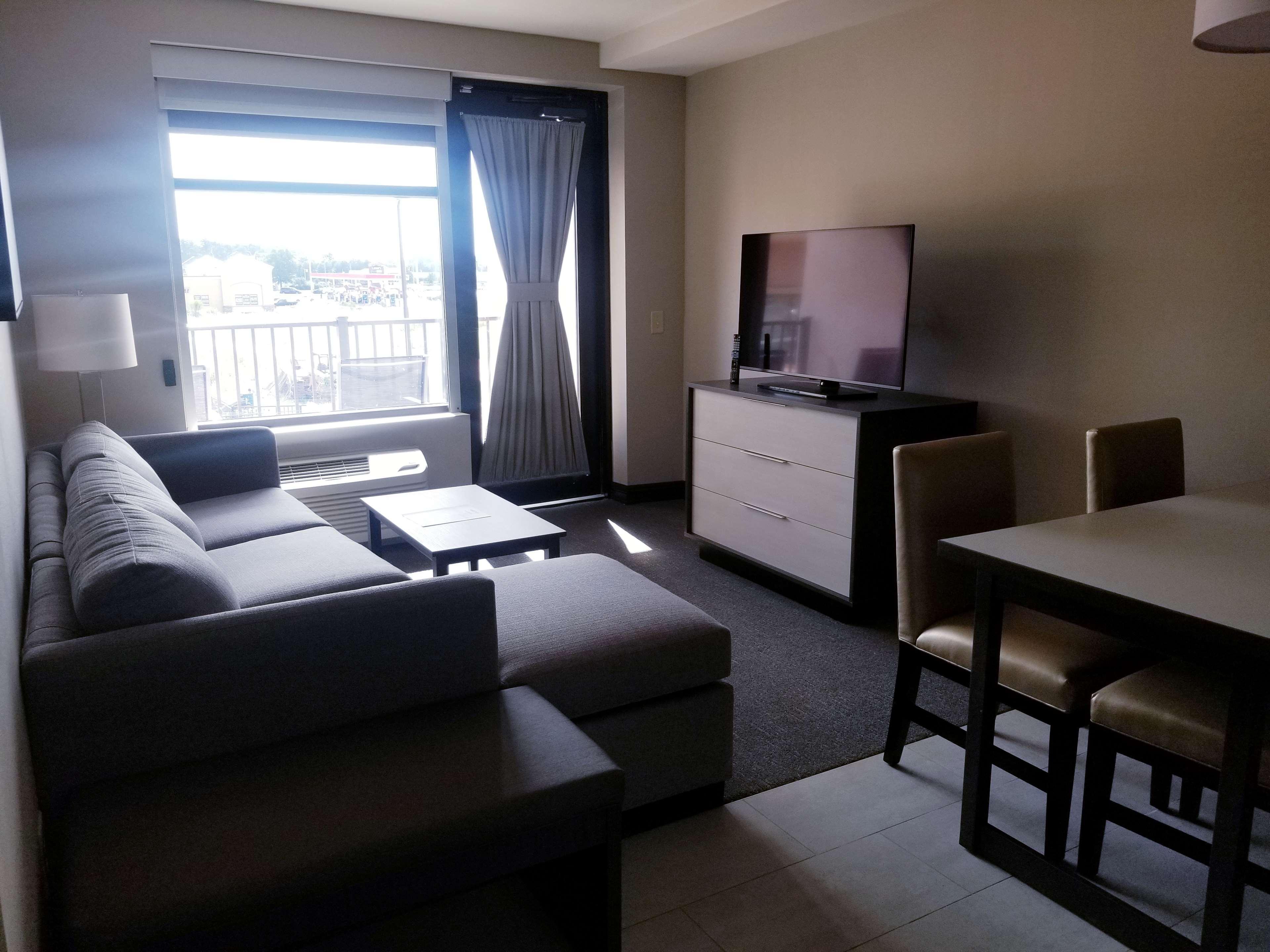 Best Western Plus Executive Residency Rigby'S Water World Hotel وارنر روبينز المظهر الخارجي الصورة