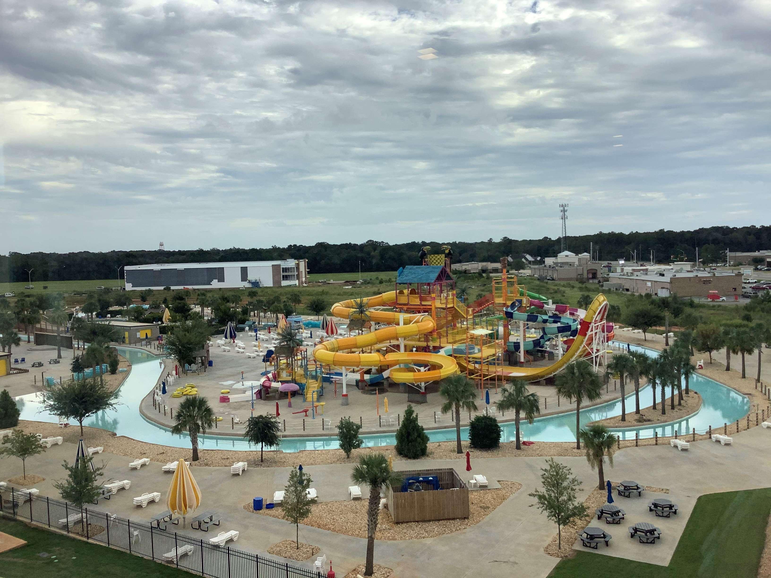 Best Western Plus Executive Residency Rigby'S Water World Hotel وارنر روبينز المظهر الخارجي الصورة