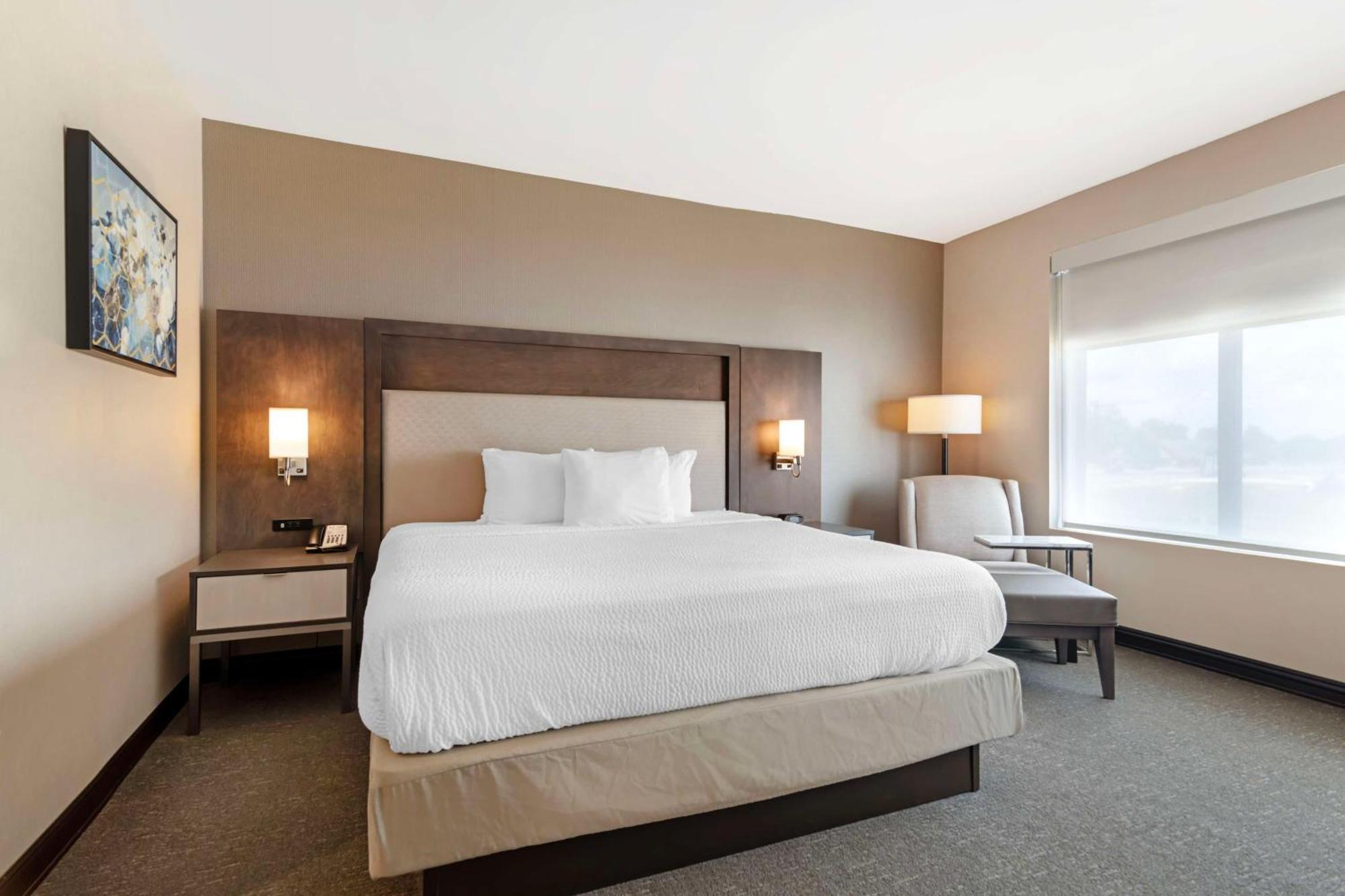 Best Western Plus Executive Residency Rigby'S Water World Hotel وارنر روبينز المظهر الخارجي الصورة